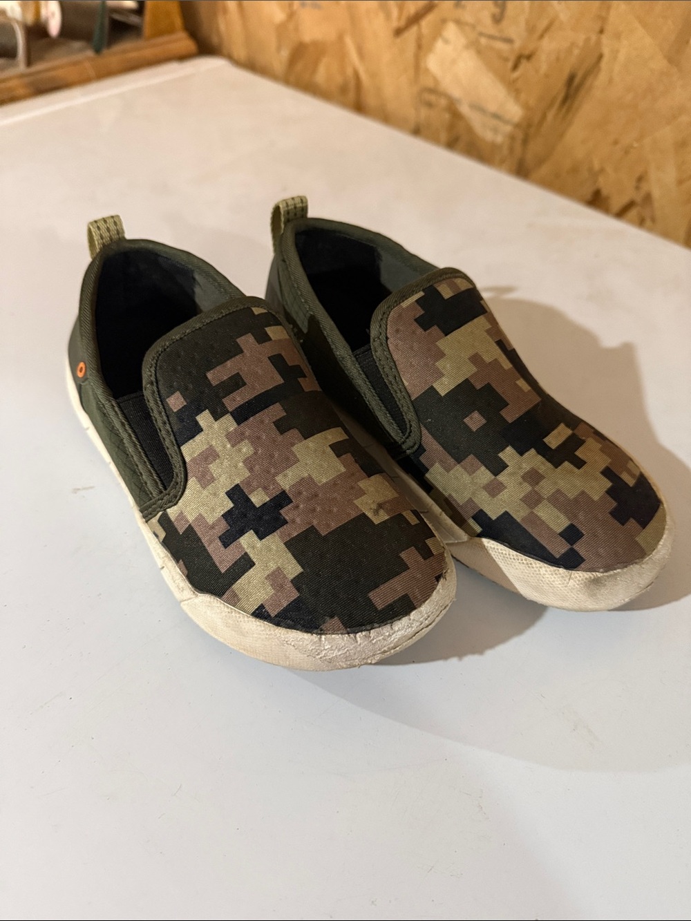 Bogs Kids Camouflage Slip-On Sneakers in Green and Brown